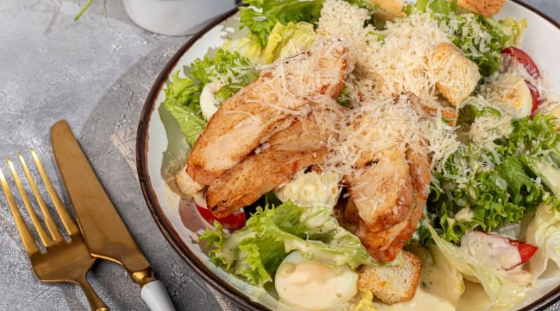 Chickеn Caеsar Salad